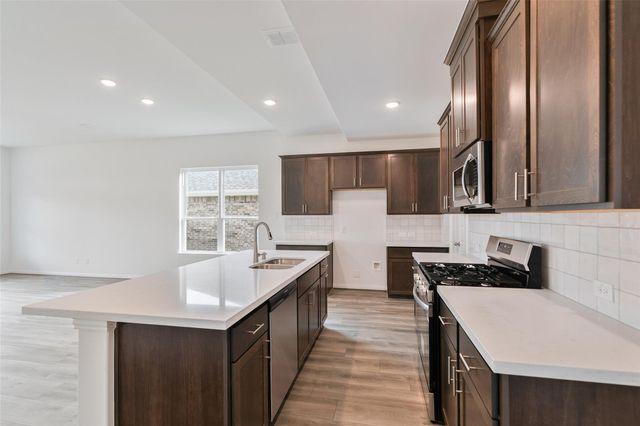 2710 Alexis Street, Seabrook, TX 77586