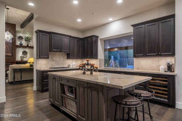 6333 E CHUPAROSA Drive, Scottsdale, AZ 85266