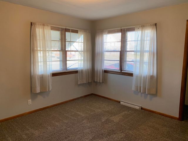 111 W Rutsen Street, Rensselaer, IN 47978