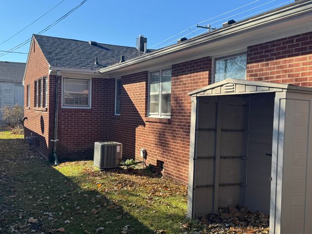 111 W Rutsen Street, Rensselaer, IN 47978