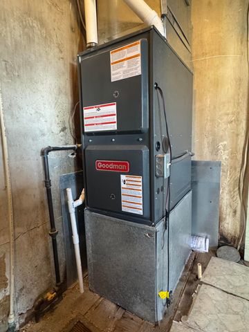 111 W Rutsen Street, Rensselaer, IN 47978