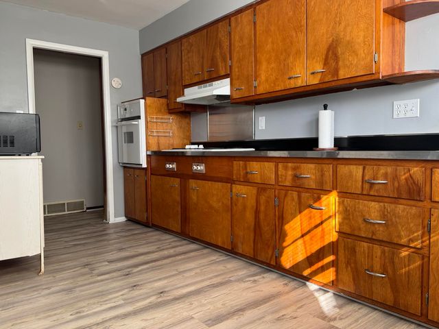 111 W Rutsen Street, Rensselaer, IN 47978