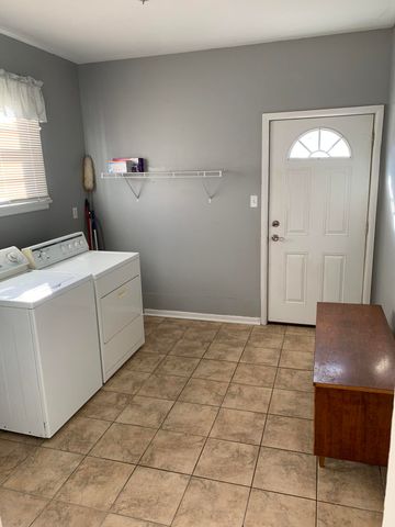 111 W Rutsen Street, Rensselaer, IN 47978