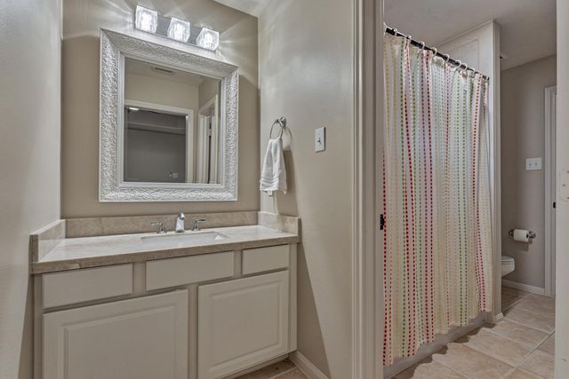 6611 Course View Lane, Spring, TX 77389