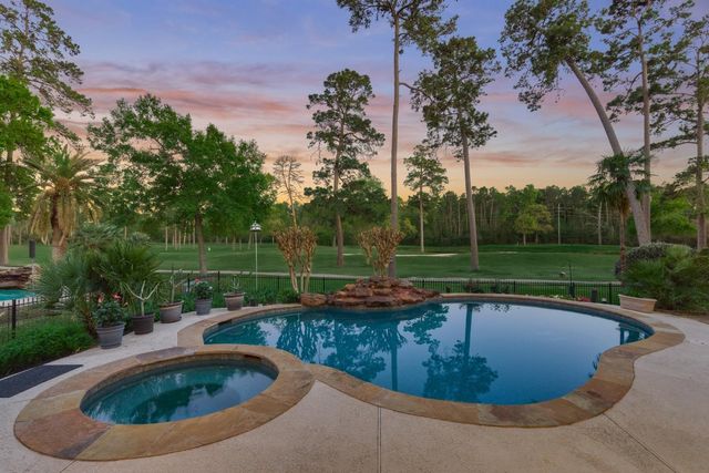 6611 Course View Lane, Spring, TX 77389