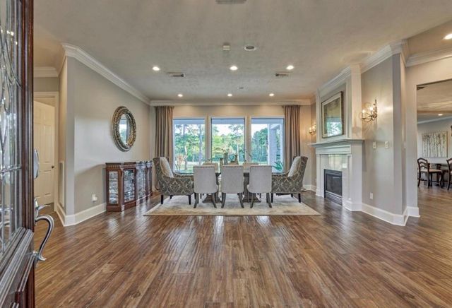 6611 Course View Lane, Spring, TX 77389