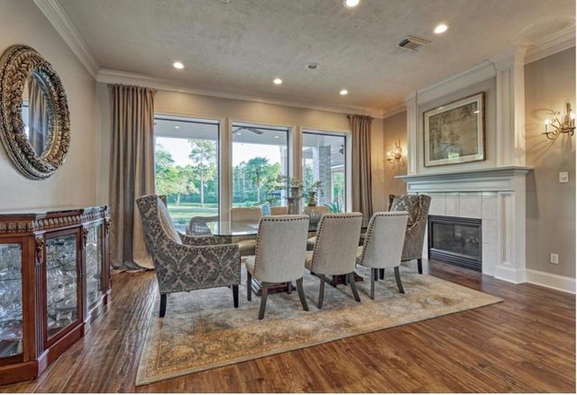 6611 Course View Lane, Spring, TX 77389