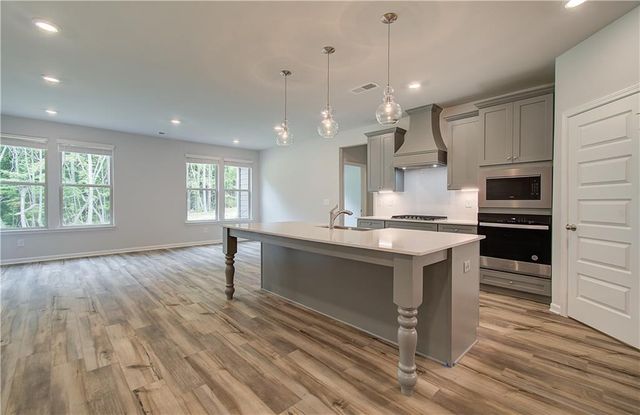 130 Cooper W Cove, Fayetteville, GA 30214