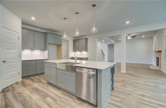 130 Cooper W Cove, Fayetteville, GA 30214