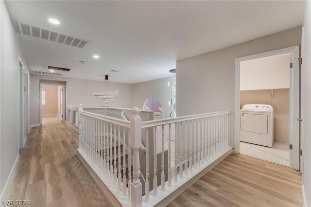 8529 Lost Gold Avenue, Las Vegas, NV 89129