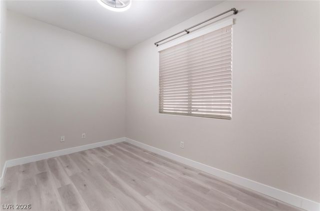 8529 Lost Gold Avenue, Las Vegas, NV 89129