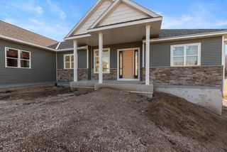 2161 Wallace Lake ROAD #Lt10, West Bend, WI 53090