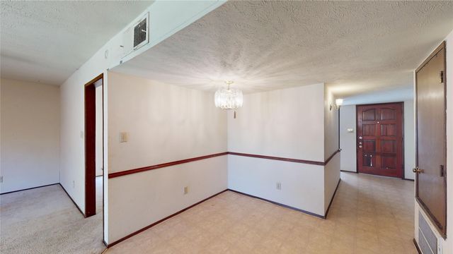 3045 Villa Sur Trail, Dallas, TX 75228