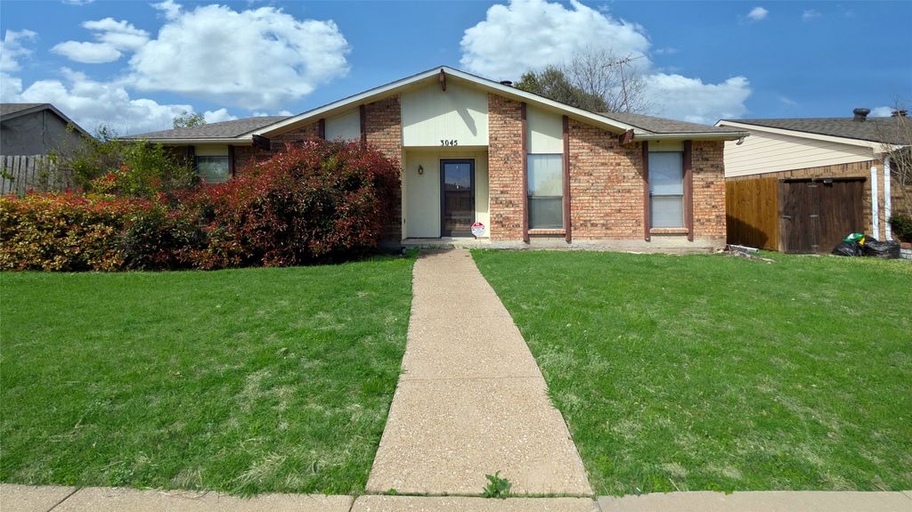 3045 Villa Sur Trail, Dallas, TX 75228