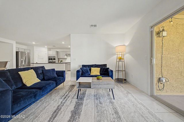 8985 E Linderbrook, Tucson, AZ 85730