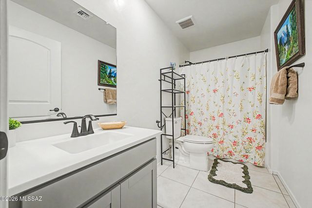 8985 E Linderbrook, Tucson, AZ 85730