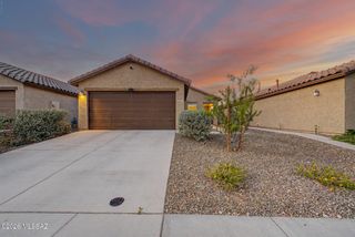 8985 E Linderbrook, Tucson, AZ 85730