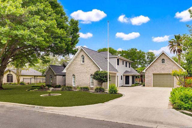 2206 South Abbey Loop, New Braunfels, TX 78130