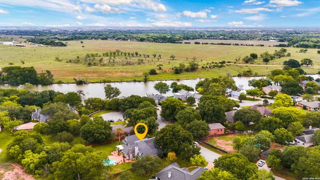2206 South Abbey Loop, New Braunfels, TX 78130