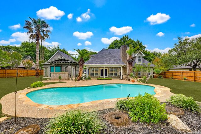 2206 South Abbey Loop, New Braunfels, TX 78130