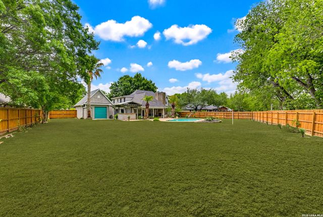 2206 South Abbey Loop, New Braunfels, TX 78130