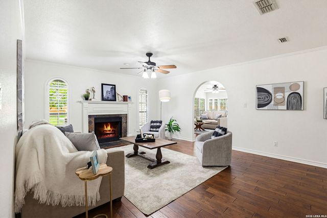 2206 South Abbey Loop, New Braunfels, TX 78130