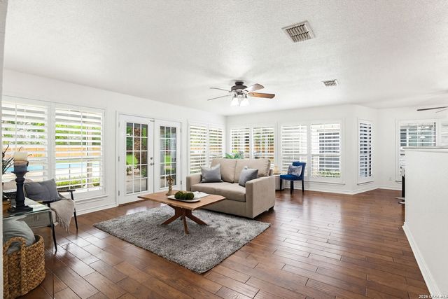 2206 South Abbey Loop, New Braunfels, TX 78130