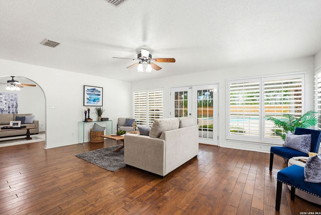 2206 South Abbey Loop, New Braunfels, TX 78130