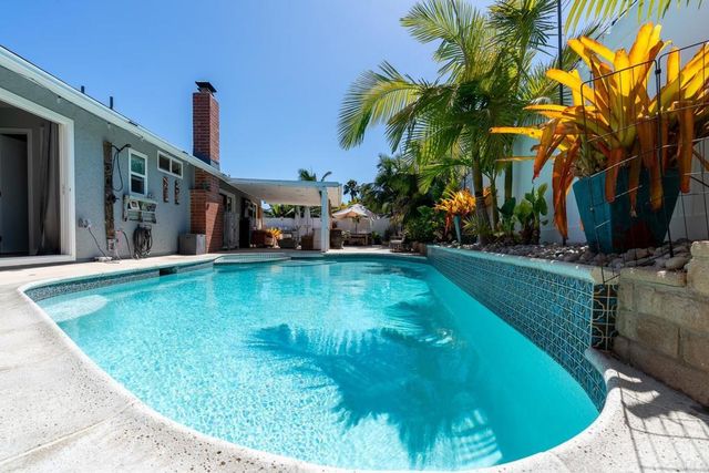 415 Via Emily Avenue, Oceanside, CA 92057