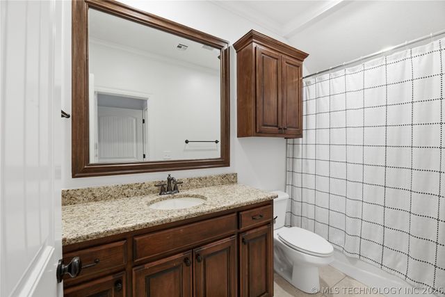 9410 E 107th Place S, Bixby, OK 74133