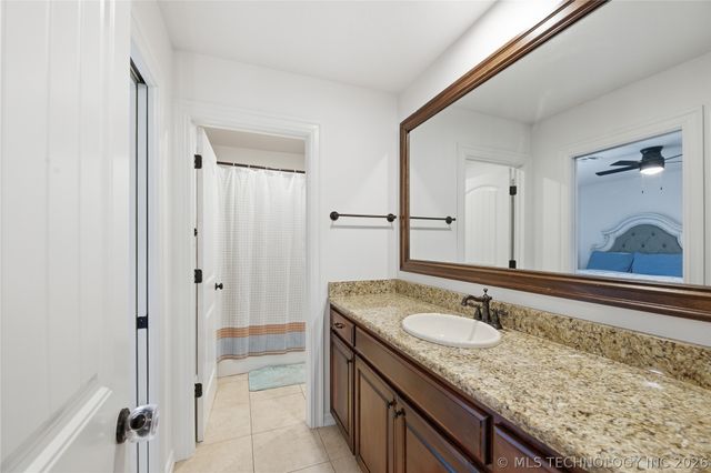 9410 E 107th Place S, Bixby, OK 74133