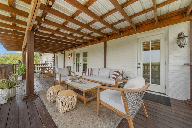 6429 Trails End Rd, College Grove, TN 37046
