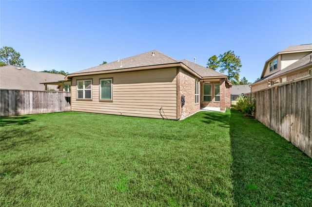 35 E Wolf Cabin Circle, Spring, TX 77389