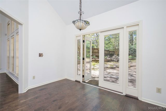 561 PINE TREE Lane, Montgomery, AL 36109