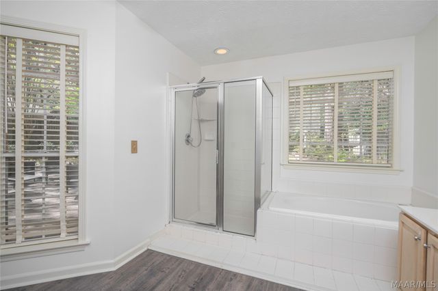 561 PINE TREE Lane, Montgomery, AL 36109