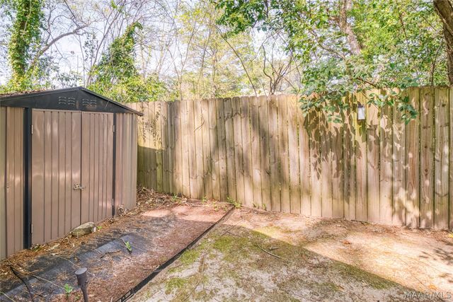 561 PINE TREE Lane, Montgomery, AL 36109