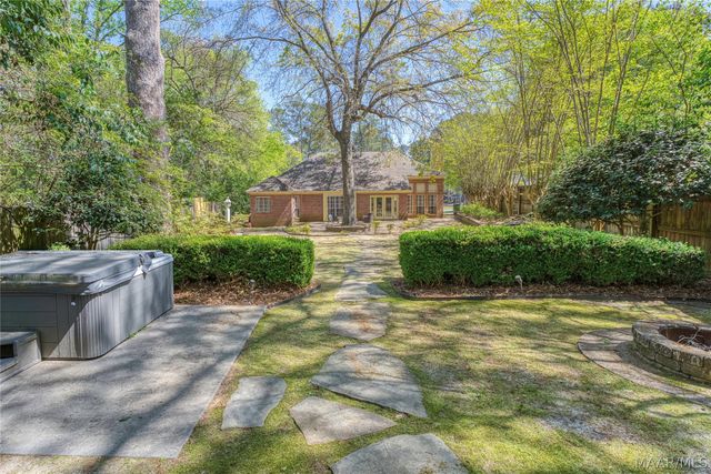 561 PINE TREE Lane, Montgomery, AL 36109