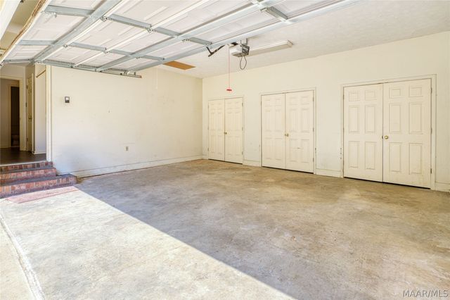 561 PINE TREE Lane, Montgomery, AL 36109