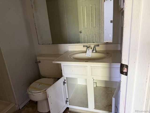 11917 E Ford Drive, Aurora, CO 80012