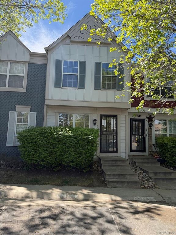 11917 E Ford Drive, Aurora, CO 80012