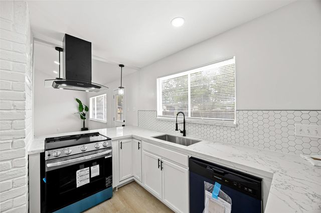 2026 Lazy Lane, Missouri City, TX 77489