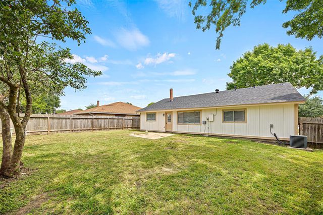 2026 Lazy Lane, Missouri City, TX 77489