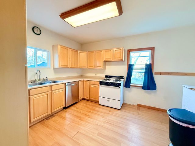 716 Elizabeth Street, Kalamazoo City, MI 49007