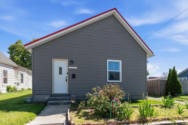 1320 Poland Street, South Bend, IN 46619