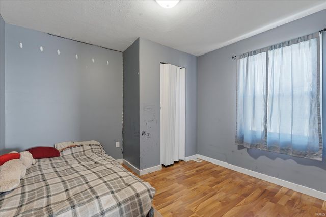 1320 Poland Street, South Bend, IN 46619