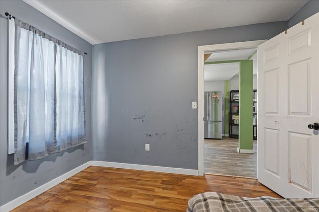 1320 Poland Street, South Bend, IN 46619