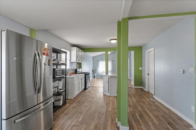 1320 Poland Street, South Bend, IN 46619