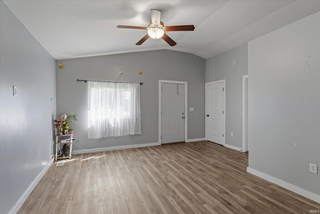 1320 Poland Street, South Bend, IN 46619