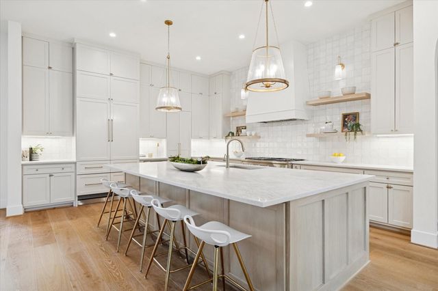 9908 Warwana Road, Houston, TX 77080