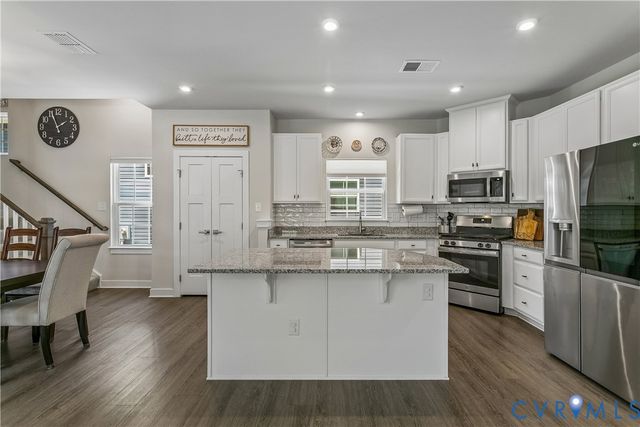 115 Legacy Blvd, Poquoson, VA 23662